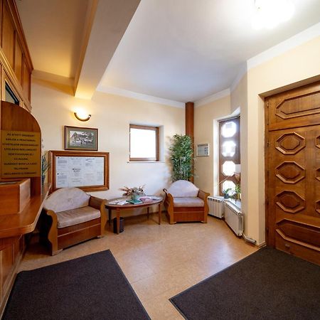 Lilla Panzio Hotel Odorheiu Secuiesc Bagian luar foto