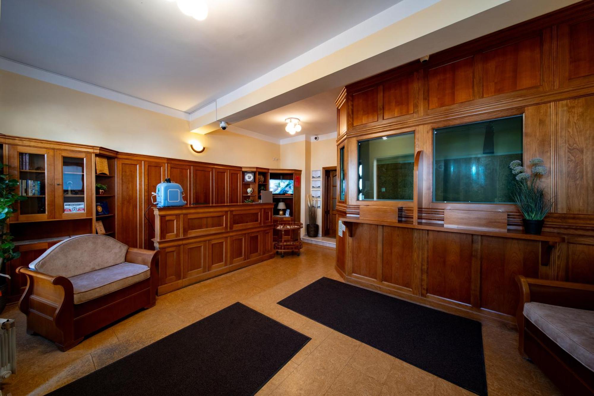 Lilla Panzio Hotel Odorheiu Secuiesc Bagian luar foto